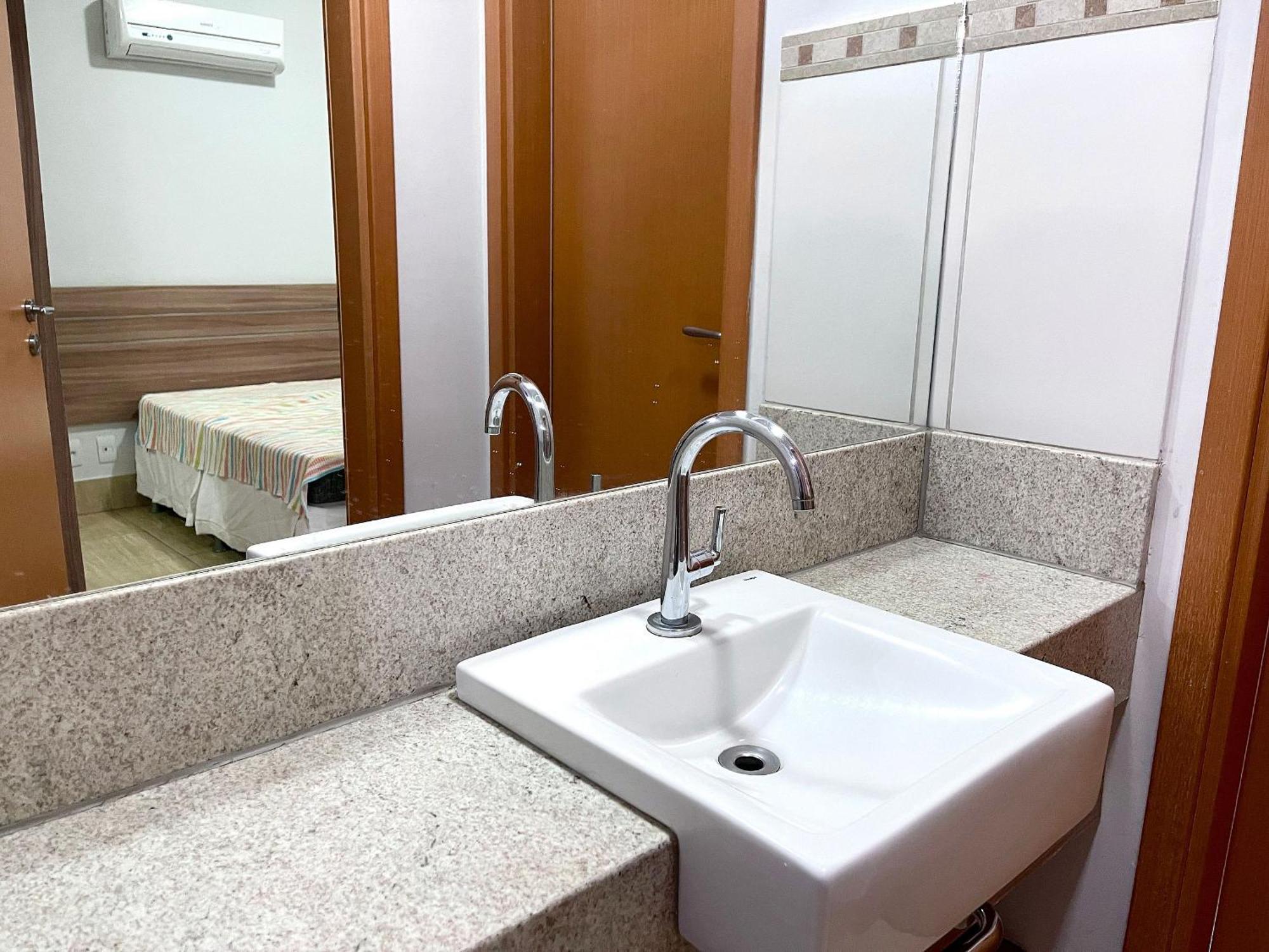 Fiore Prime Flat Калдас Новас Екстериор снимка